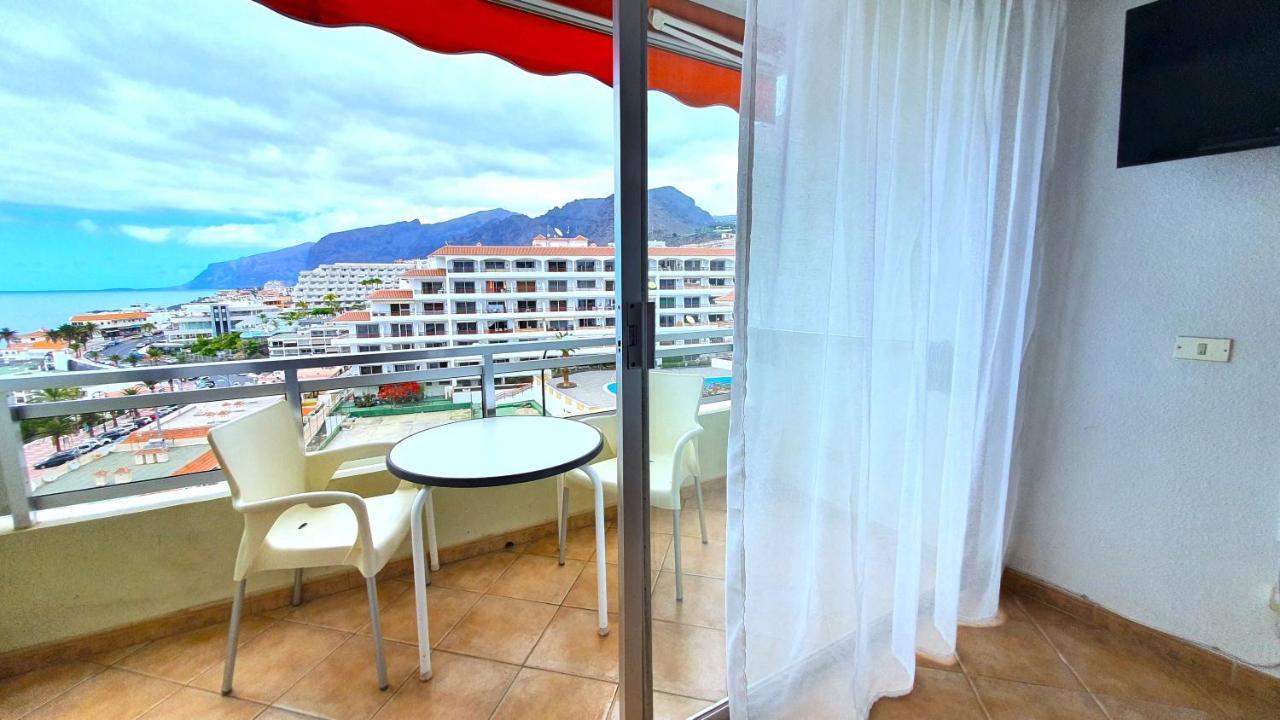 Arenas Negras 13, Alojamiento Con Vistas A La Playa Apartment Puerto de Santiago  Exterior photo